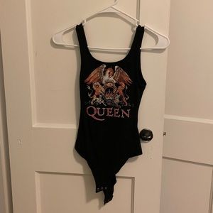 Queen Bodysuit from H&M